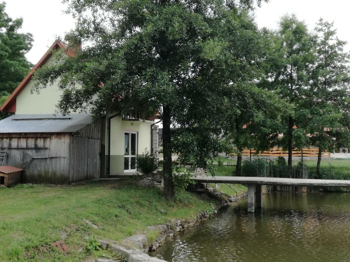 فيلا Agrowczasy Nad Stawem Gartatowice المظهر الخارجي الصورة